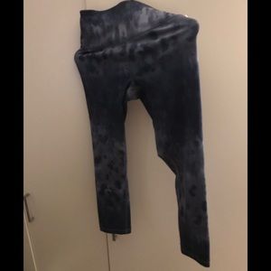 5/25% off - Blue tie dye yoga workout pants super soft